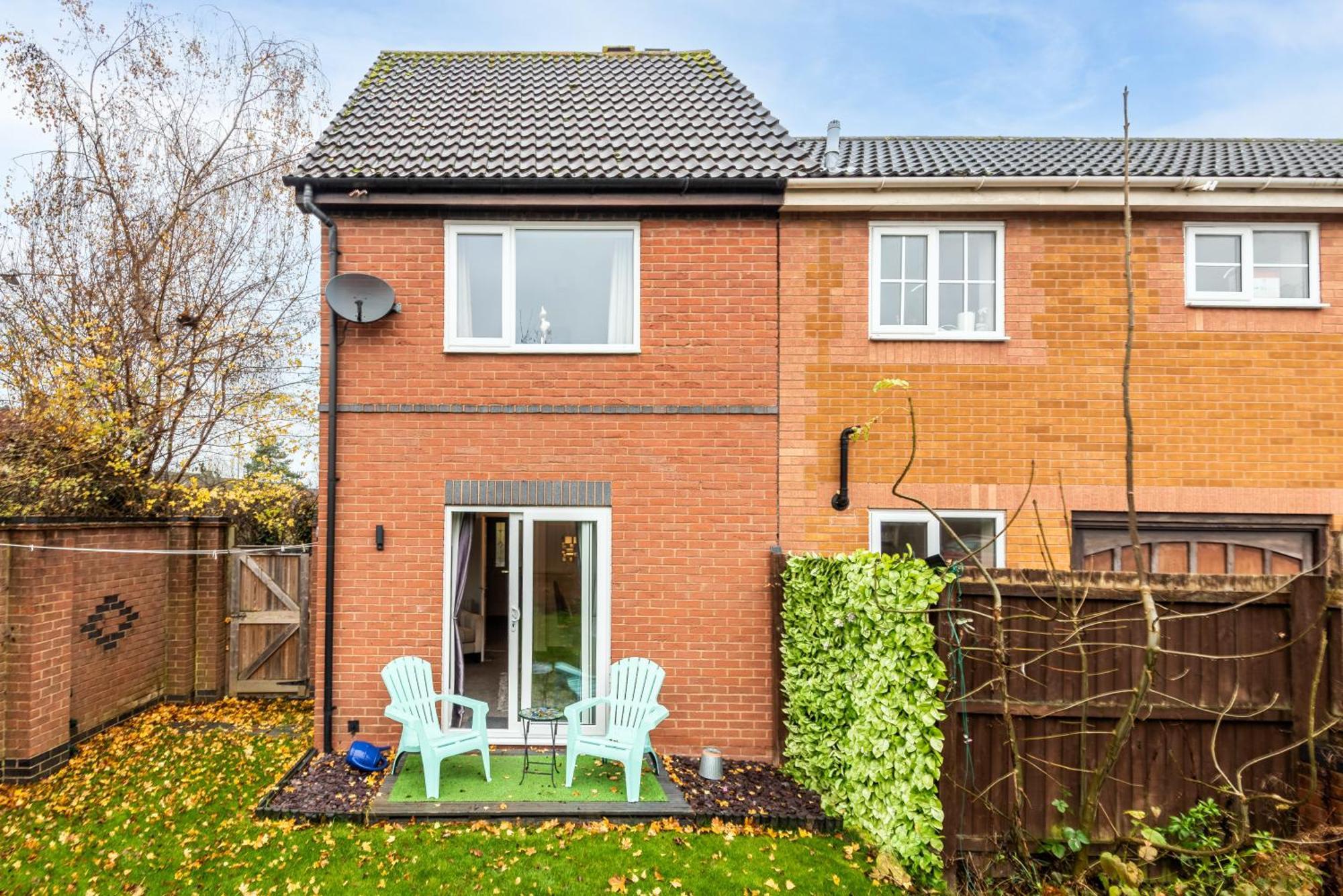 Worcester Fabulous Cherry Tree Mews Self Check In Dogs Welcome By Prior Arrangement , 2 Double Bedrooms ,Super Fast Wi-Fi, With Free Off Road Parking For 2 Vehicles Near Royal Hospital And Woodland Walks Exterior photo
