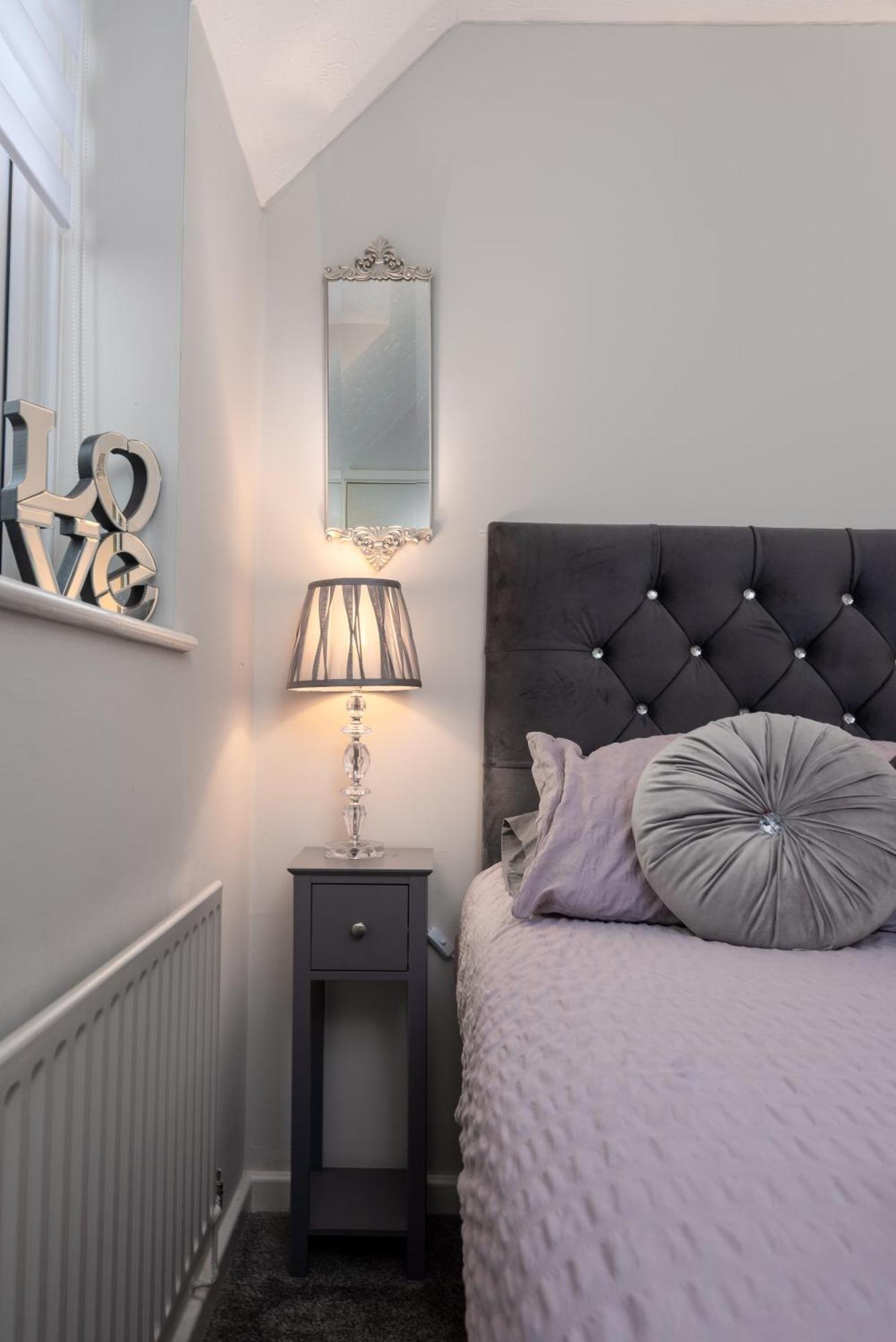 Worcester Fabulous Cherry Tree Mews Self Check In Dogs Welcome By Prior Arrangement , 2 Double Bedrooms ,Super Fast Wi-Fi, With Free Off Road Parking For 2 Vehicles Near Royal Hospital And Woodland Walks Exterior photo