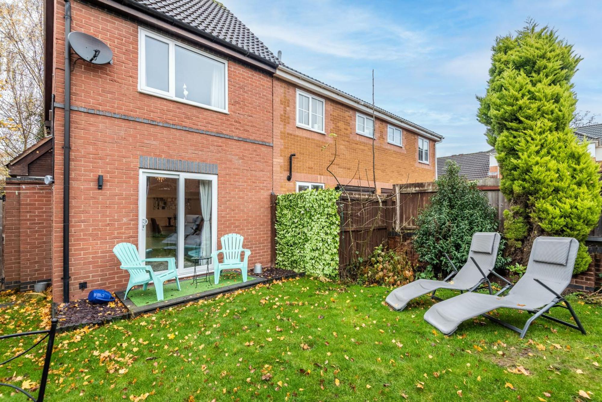 Worcester Fabulous Cherry Tree Mews Self Check In Dogs Welcome By Prior Arrangement , 2 Double Bedrooms ,Super Fast Wi-Fi, With Free Off Road Parking For 2 Vehicles Near Royal Hospital And Woodland Walks Exterior photo