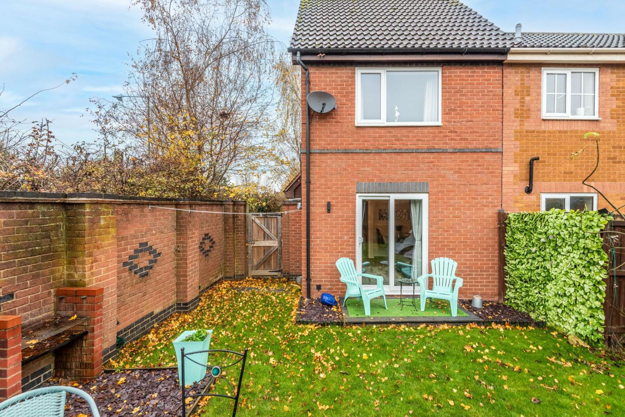 Worcester Fabulous Cherry Tree Mews Self Check In Dogs Welcome By Prior Arrangement , 2 Double Bedrooms ,Super Fast Wi-Fi, With Free Off Road Parking For 2 Vehicles Near Royal Hospital And Woodland Walks Exterior photo